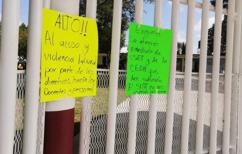 Alumnos y padres expulsan a directivos y delegado sindical de la Técnica de Ayometla imagen 2