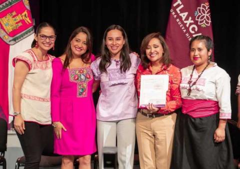Entrega Gobernadora constancias a comunidades indígenas y afromexicanas imagen 5