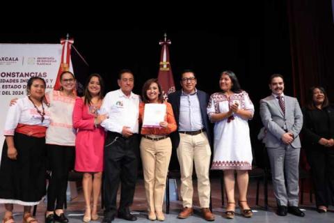 Entrega Gobernadora constancias a comunidades indígenas y afromexicanas imagen 8