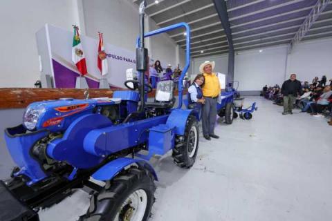 El campo vive su mejor momento: Gobernadora; entrega apoyos a productores imagen 9