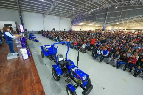 El campo vive su mejor momento: Gobernadora; entrega apoyos a productores imagen 5