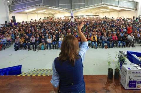 El campo vive su mejor momento: Gobernadora; entrega apoyos a productores imagen 4