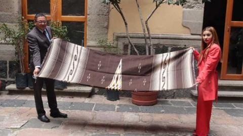 Inaugura alcaldesa de Contla Ivonne Roldán Expo-Venta Artesanal y de Productores en Casa Tlaxcala CDMX imagen 4