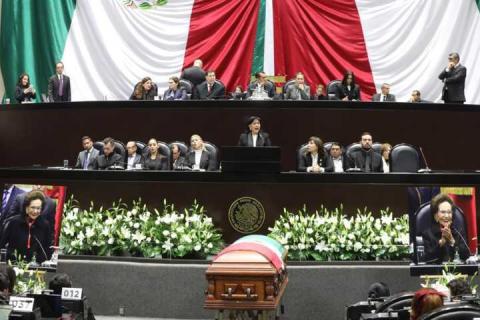 Anabell Ávalos Zempoalteca emite mensaje de despedida de senadora fallecida imagen 4