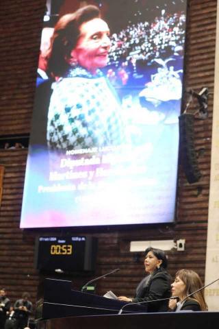 Anabell Ávalos Zempoalteca emite mensaje de despedida de senadora fallecida imagen 3