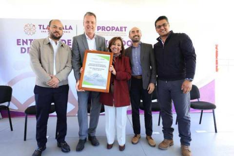 Entrega Gobernadora Lorena Cuéllar certificados ambientales imagen 11