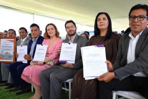 Entrega Gobernadora Lorena Cuéllar certificados ambientales imagen 3