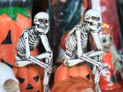 Comerciantes de Chiautempan listos para Día de Muertos imagen 3