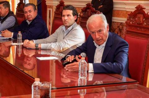 Acuerdan atención integral para familias afectadas por explosión en Xaloztoc imagen 1