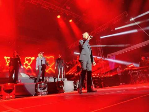 Más de 11 mil voces cantan junto a Napoleón en “Tlaxcala, La Feria De Ferias 2024” imagen 11