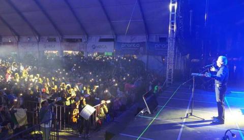 Más de 11 mil voces cantan junto a Napoleón en “Tlaxcala, La Feria De Ferias 2024” imagen 5