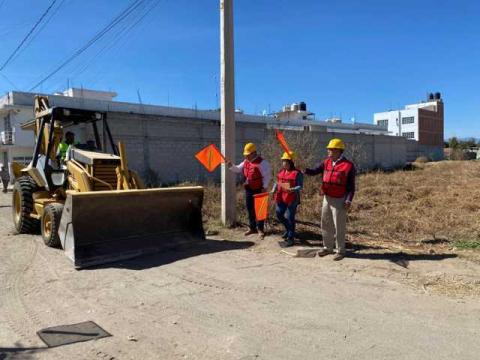 Alcalde Yoni Hernández dio banderazo de inicio de obra imagen 6