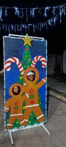 La Navidad llegó a San Juan Huactzinco con el encendido de la Villa Navideña imagen 2