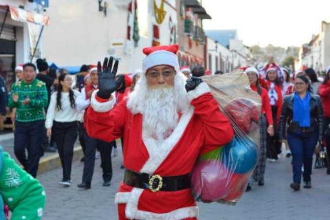 El Ayuntamiento de Ixtacuixtla de Mariano Matamoros celebra las fechas decembrinas en familia imagen 16