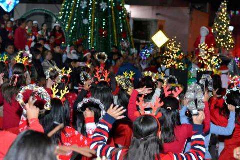 El Ayuntamiento de Ixtacuixtla de Mariano Matamoros celebra las fechas decembrinas en familia imagen 2