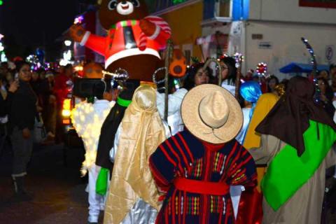 El Ayuntamiento de Ixtacuixtla de Mariano Matamoros celebra las fechas decembrinas en familia imagen 15