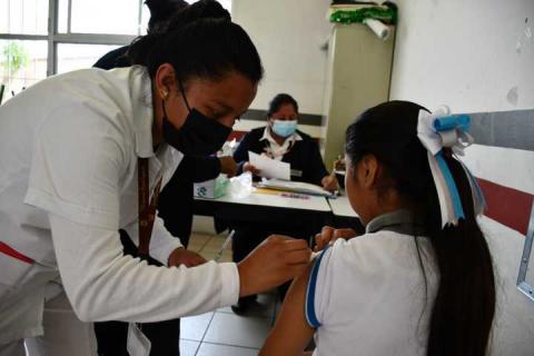 Reconoce Gobierno de Tlaxcala dedicación de enfermeras y enfermeros del sector salud imagen 5