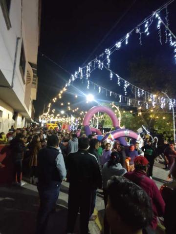 Alcalde de Huactzinco celebra a lo grande el Día de Reyes con la entrega de regalos imagen 4