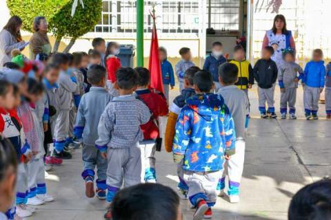 En Ixtacuixtla hay apoyo y atención a instituciones educativas imagen 1