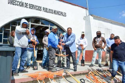 Fortalecen Servicios Municipales en Ixtacuixtla con entrega de herramientas imagen 3
