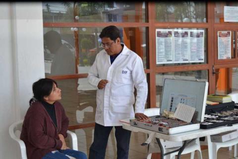 Se lleva a cabo la "Primer jornada de salud visual" imagen 4