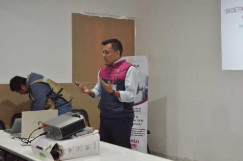 Capacitados funcionarios de Tlaltelulco en temas de bienestar animal imagen 9