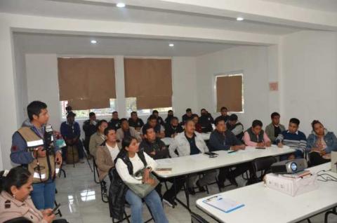 Capacitados funcionarios de Tlaltelulco en temas de bienestar animal imagen 2