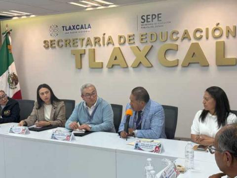 Impulsando la educación y el desarrollo comunitario imagen 4