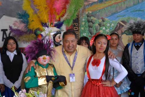Entrega de incentivos económicos a camadas del carnaval en Ixtacuixtla imagen 6