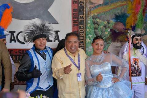 Entrega de incentivos económicos a camadas del carnaval en Ixtacuixtla imagen 10