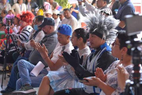 Entrega de incentivos económicos a camadas del carnaval en Ixtacuixtla imagen 9