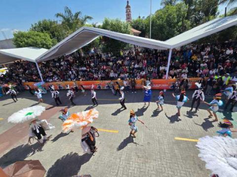 Carnaval de Papalotla: Fiesta que rebasó todas las expectativas y cautivó a miles de Visitantes imagen 4