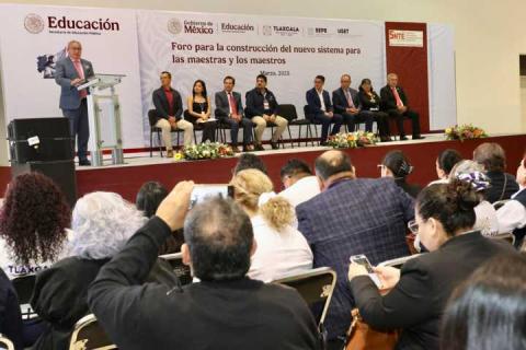 Encabeza SEPE-USET foro estatal para la construcción del nuevo sistema para las maestras y maestros en Tlaxcala imagen 2