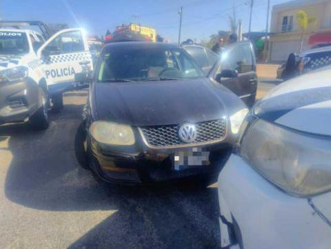 Detiene policía de Tetla a una persona que transportaba hidrocarburos imagen 6