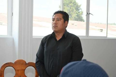 Omar Maldonado toma de protesta al presidente de comunidad de Guadalupe Tlachco En Santa Cruz Tlaxcala imagen 1