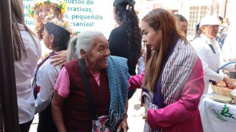 Encabeza Alcaldesa de Contla el “Foro Para las mujeres y niñas en toda su diversidad: derechos, igualdad y empoderamiento” imagen 16