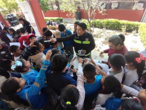 Se llevó a cabo la Feria de Seguridad Juvenil en la comunidad de San Pedro Tlalcuapan - Chiautempan imagen 2