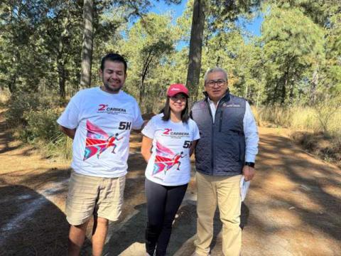 Participó subsecretaria de educación básica de la SEP en la carrera encabezada por alumnos en Zitlaltepec imagen 3