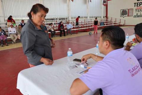 Secretaría de bienestar Tlaxcala y SMDIF de Lardizábal inician con la entrega de tarjetas para el acceso a la salud imagen 1