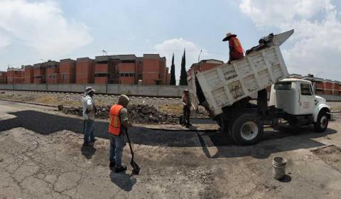 Se continúan realizando labores de bacheo en Chiautempan imagen 7