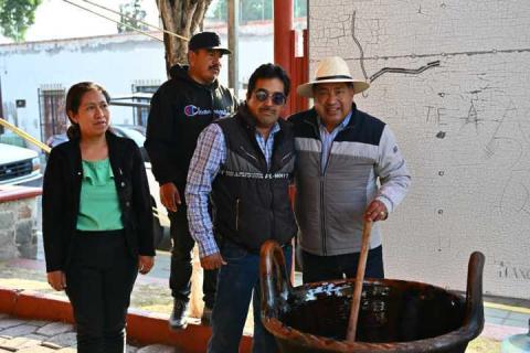 Inicia la Preparación del Mole Tradicional en Ixtacuixtla imagen 6