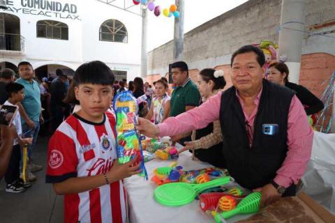 Alcalde de Tepetitla festejó el día del niño en cada comunidad imagen 10