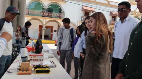 Realizan en Contla Feria de la Oferta Educativa del IPN imagen 4