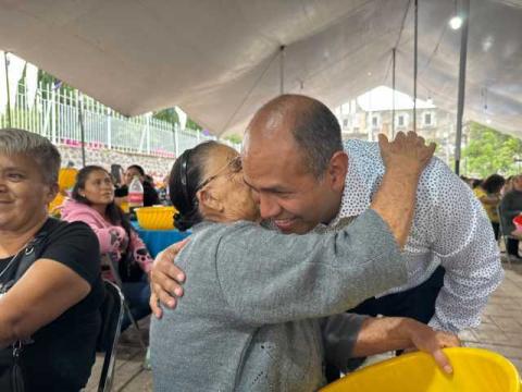 Gran Festejo del Día de las Madres a Cargo de Williams Zainos, Presidente municipal de Tepeyanco imagen 1