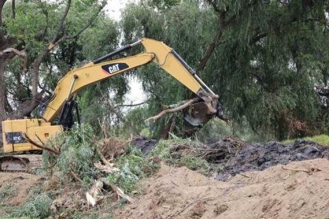 Gobierno Municipal de Tepetitla inicia desazolve de canales de riego imagen 4