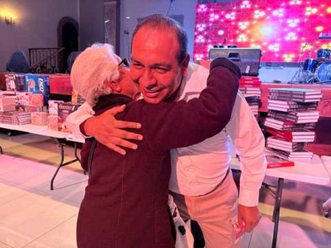 Más de 1,500 mamás del Distrito X celebran su día con gran evento organizado por MACY, JAAL, RVC e IBM imagen 2