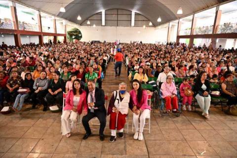 Ixtacuixtla celebra con emotivo homenaje a más de 3 mil madres del municipio imagen 7
