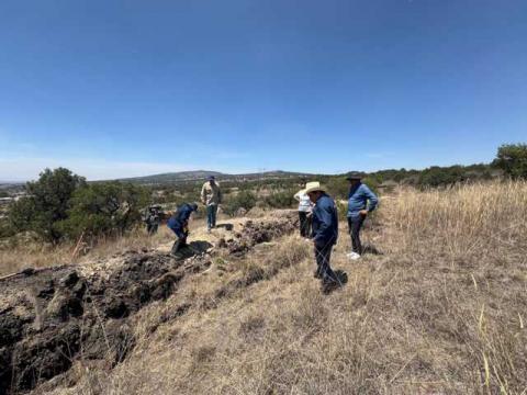 Supervisan avances del proyecto de conservación de suelo en Guadalupe Huexotitla, dentro del programa Alto Atoyac imagen 2