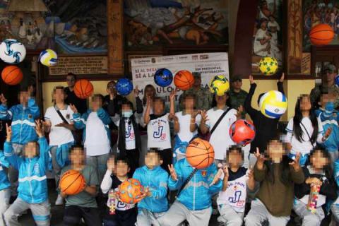 Infancia chiautempense participa activamente en el canje por la paz imagen 4