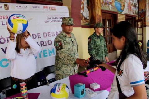 Infancia chiautempense participa activamente en el canje por la paz imagen 2